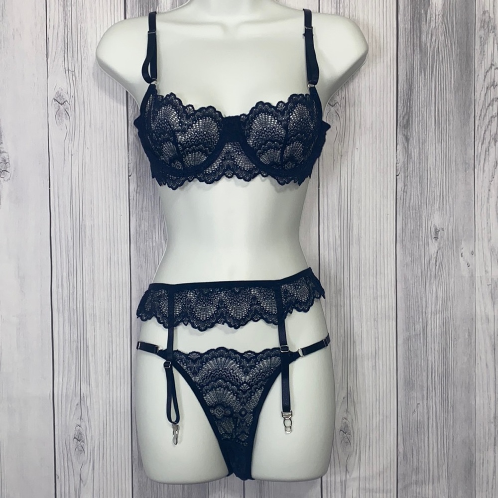 Meet Me at Midnight 3piece Lingerie Set